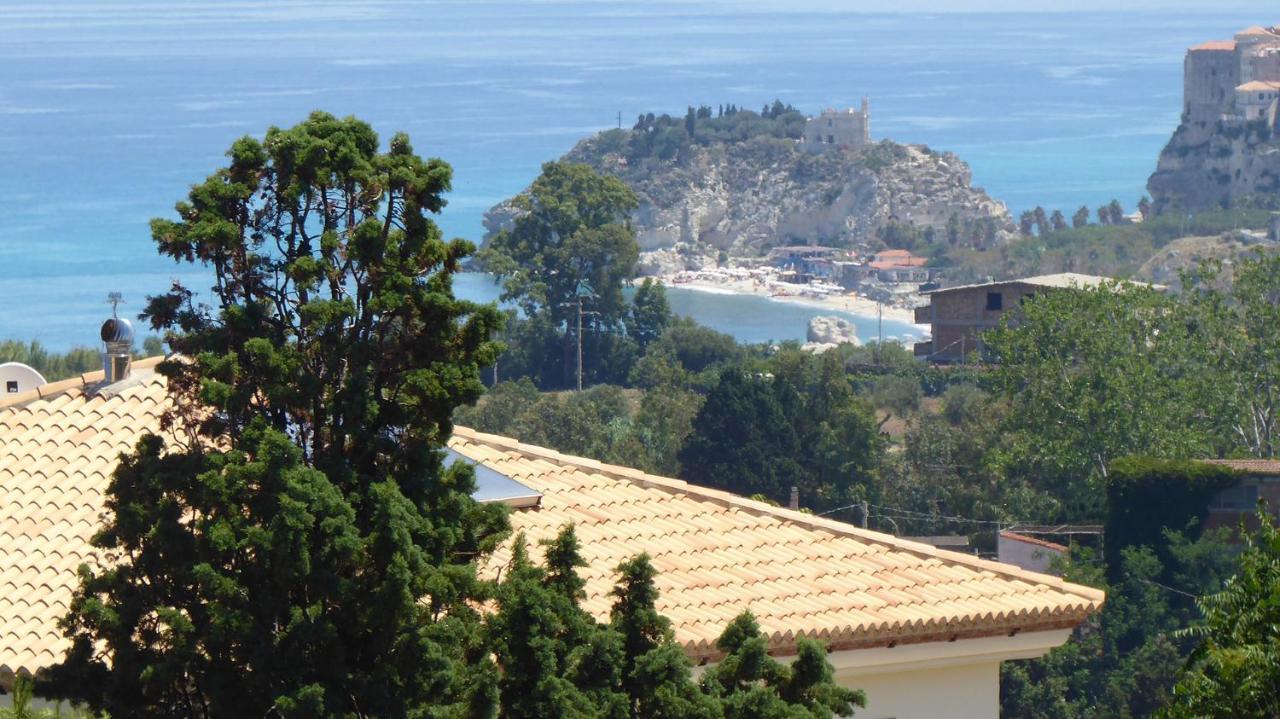 Appartamento Panoramico Santa Domenica Санта-Доменика Экстерьер фото
